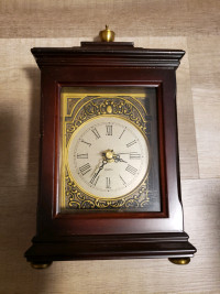 Horloge décorative style antique