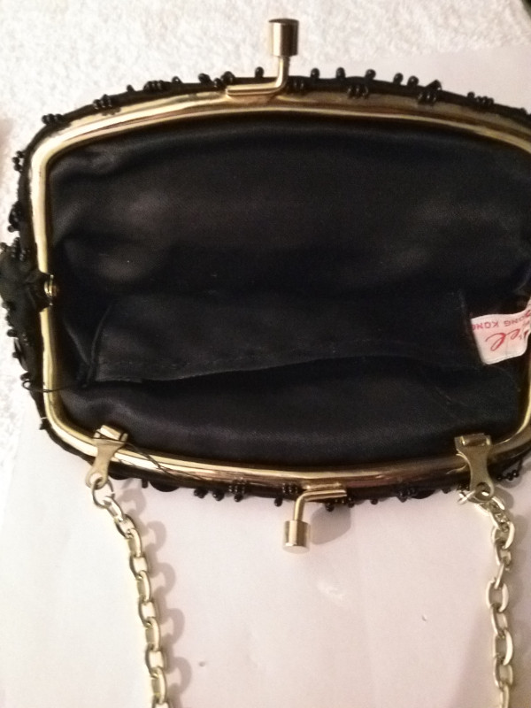 Vintage Black Sequin Evening Bag in Women's - Bags & Wallets in Oakville / Halton Region - Image 4