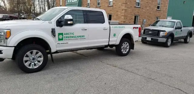 #1 Snow Removal Services 542968134889656324