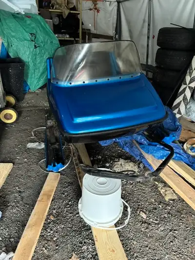 Excellent condition Skiboose, no issues, stored indoors. Haven’t used it in a few years, great for t...