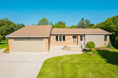 Winter Rental Available - Grand Bend Property