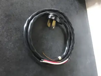 Dryer Power Cord/Cordon d'alimentation pour sécheuse, View more