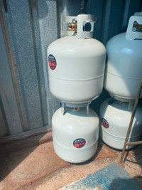 20 lb Propane tank *Filled with propane!