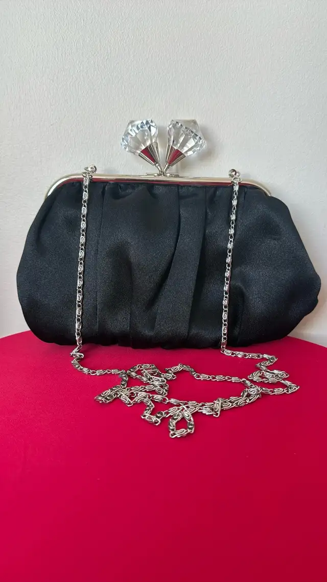 Satin Shoulder Purse/Clutch (great condition)62863285427202126