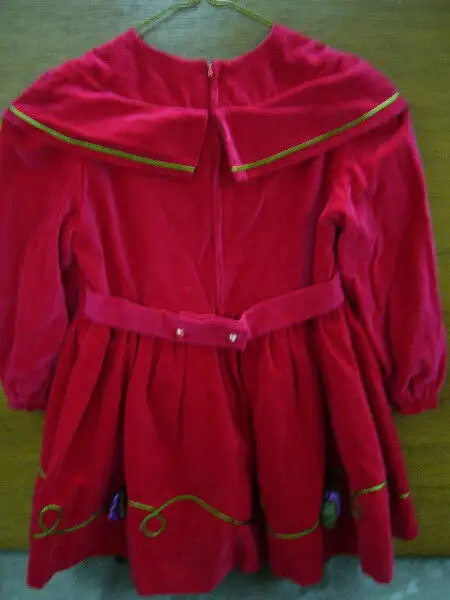 RED CHRISTMAS CHILD’S DRESS in Kids & Youth in Dartmouth - Image 7
