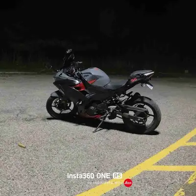 I am the third owner of this bike. I have all the stock parts to go with it. The decals I will remov...