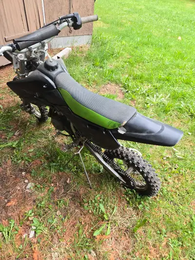 For sale very good condition. well maintained.2008 kawasaki kx65. liquid cooled , 2 stroke, manual t...