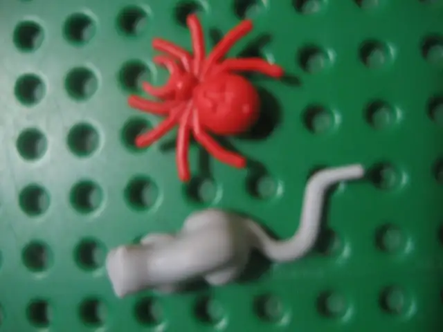 Lego Rat Spider Animal Lot Halloween Castle Harry Potter Mouse in Toys & Games in City of Toronto - Image 3