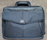 TARGUS LAPTOP CARRY BAG - Up to 17" LAPTOPS - ALMOST NEW