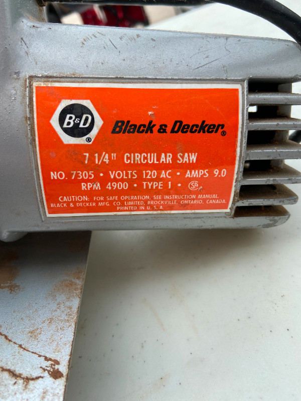 Vintage Black and Decker Circular Saw in Power Tools in Trenton - Image 2