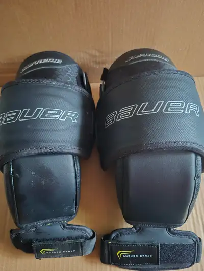 BAUER SUPREME GOALIE KNEE PADS, View more