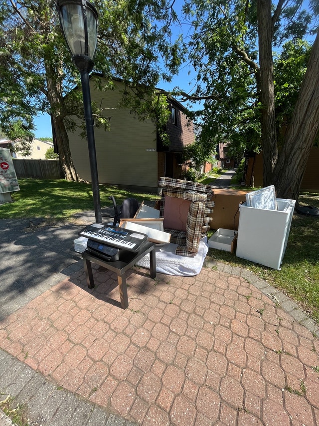 Various appliances and furniture Free Stuff Ottawa Kijiji
