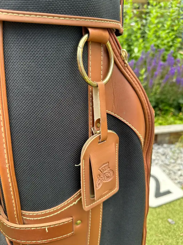Vintage Daiwa Golf Bag in Golf in Edmonton - Image 6