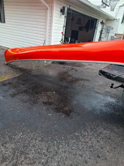 14 foot fiberglass canoe in good condition. No paddles.