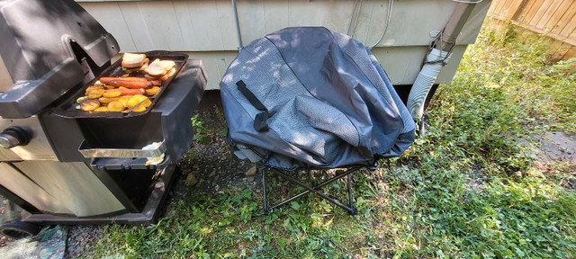 Picnic portable Sofa  (Free Delivery in HRM) in BBQs & Outdoor Cooking in City of Halifax - Image 2