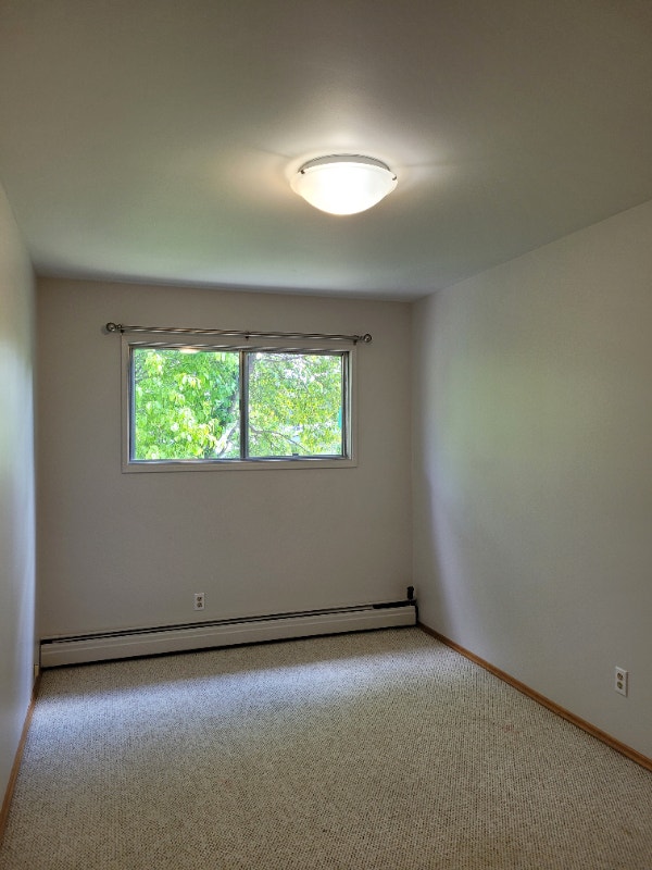 Large one bedroom in adult only quiet building July 1st Long Term