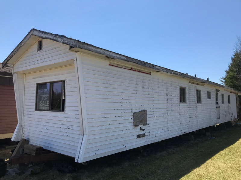 12' x 65' Mobile Home Needs Work 750.00 Houses for Sale City of