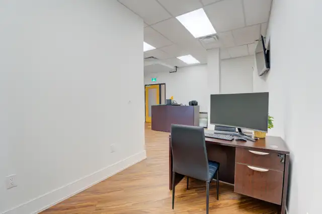 Office Unit for Rent by Owner in Commercial & Office Space for Rent in Oakville / Halton Region - Image 5