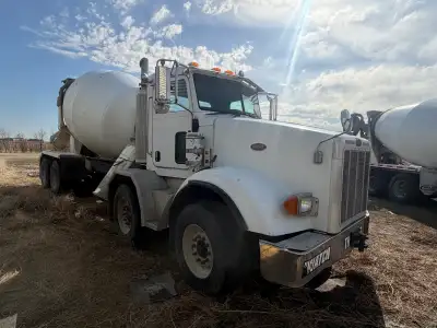 Mixer truck, twin steer, Cat CII 6 cylinder 11.1L, engine brake, allison transmission, diff lock, 45...