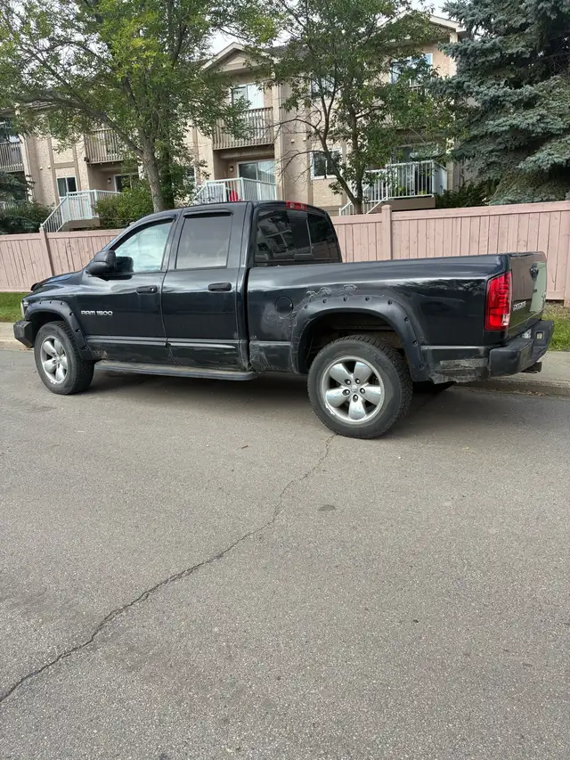 Ram 1500538448307139399681