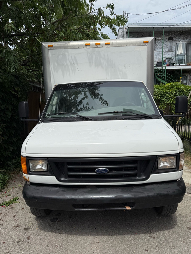 ford e350 2005 dans Autos et camions  à Ville de Montréal