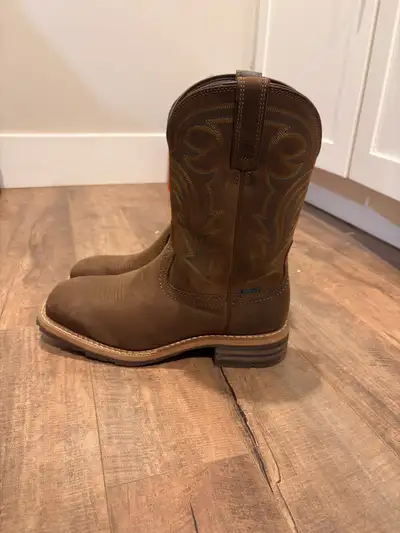 8.5D Men’s Ariat Boots, View more
