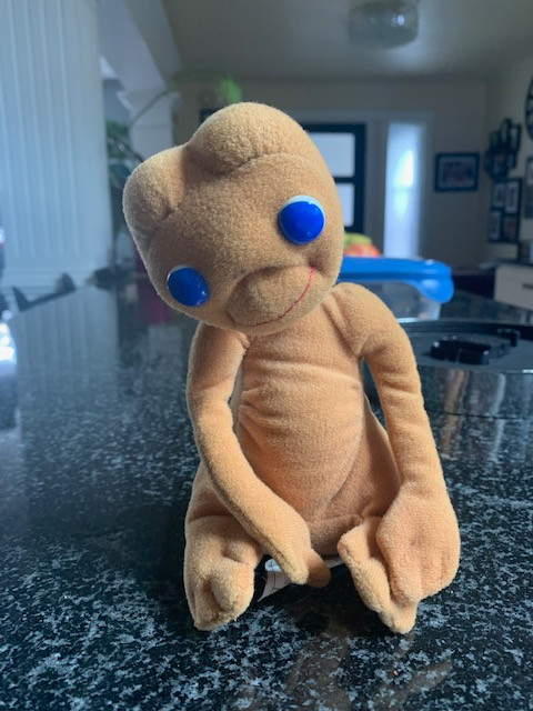 Vintage 1982 SHOWTIME Kamar 7" ET Extra Terrestrial Plush Stuffe in Arts & Collectibles in City of Halifax
