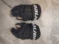 Bauer hocky gloves 11"