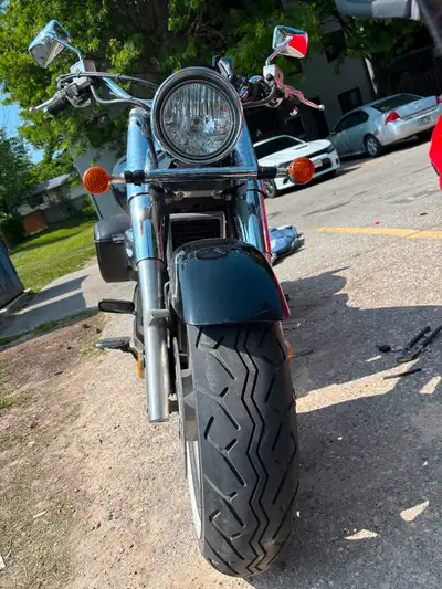 2005 Suzuki Boulevard C90T, selling it cuz i’m going after a newer bike. Asking $4000