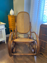 Bentwood Rocking Chair 