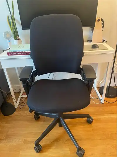 Steelcase Leap V2, View more