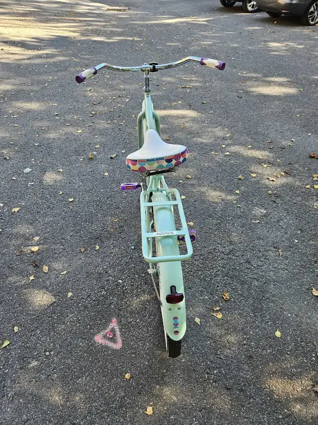bicyclette vintage. in Cruiser, Commuter & Hybrid in Laurentides - Image 2