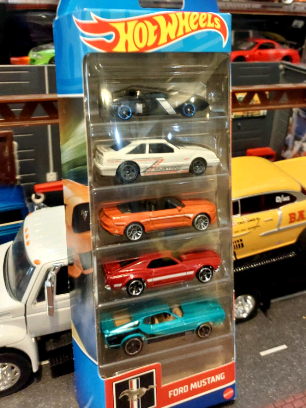 DIECAST CARS & TRUCKS 1:64
MUSTANG  in Toys & Games in Hamilton - Image 3