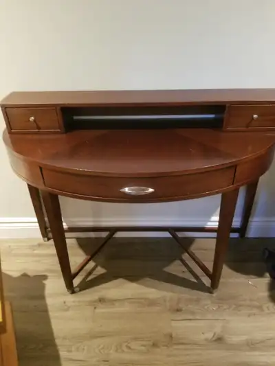 Bureau en Acajou, View more