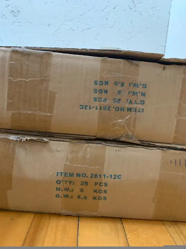 Slat wall Adjustable Shelf Bracket - Chrome Finish in Storage & Organization in Calgary - Image 4