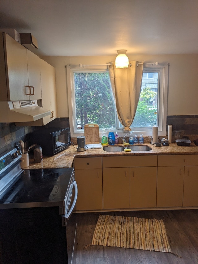 Two bedrooms available July 1 Room Rentals & Roommates Ottawa Kijiji