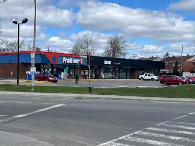Available for rent is a 2 commercial space in a busy shopping plaza, 1050 sqf and 1350 sqf perfect f...