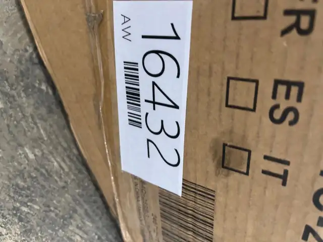 Outdoor Gazebo in Patio & Garden Furniture in Hamilton - Image 6