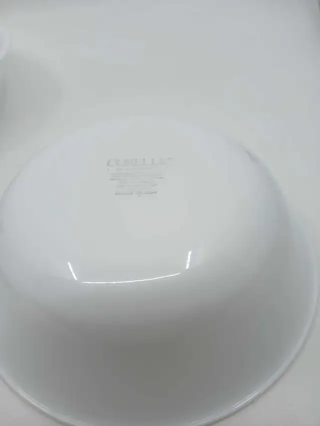 Corelle Winter Frost White in Kitchen & Dining Wares in Calgary - Image 3