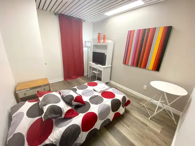 Chambre à louer pour travailleur , étudiant et retraité in Room Rentals & Roommates in Québec City - Image 7