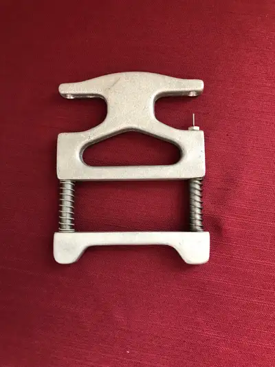 For sale a Piano Center Pin extractor in great shape. It works fine and functions as it should. Spec...