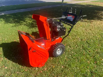 Ariens 11528LE Snowblower , View more