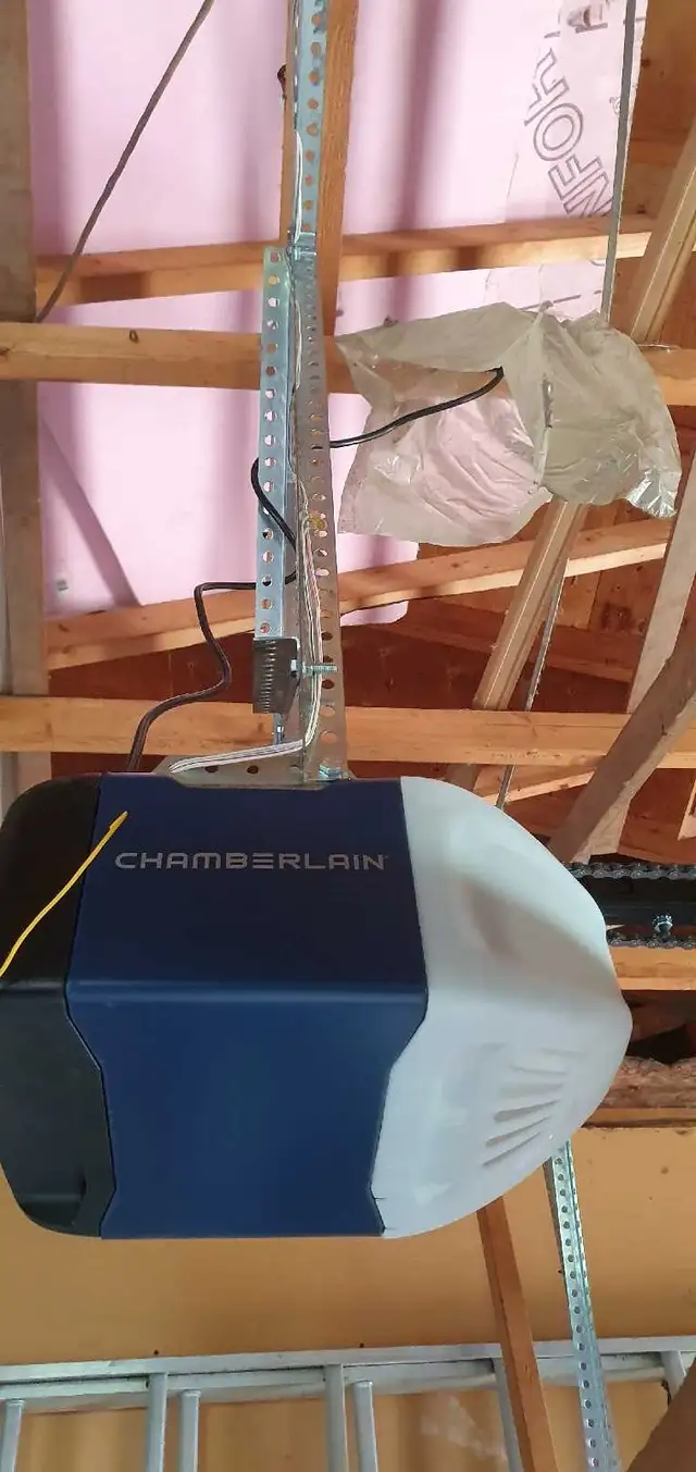 Garage Door Repair & Installations - Fast, Reliable Service in Other in Calgary - Image 6