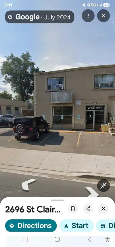 Up for lease is a 1400 sf commercial space suitable for many uses. Great street front exposure right...