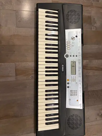 Yamaha PSR-275 Keyboard. No power cord or adapter, View more