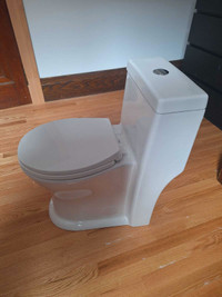 Toilette 1 pièce neuve - New 1-piece toilet