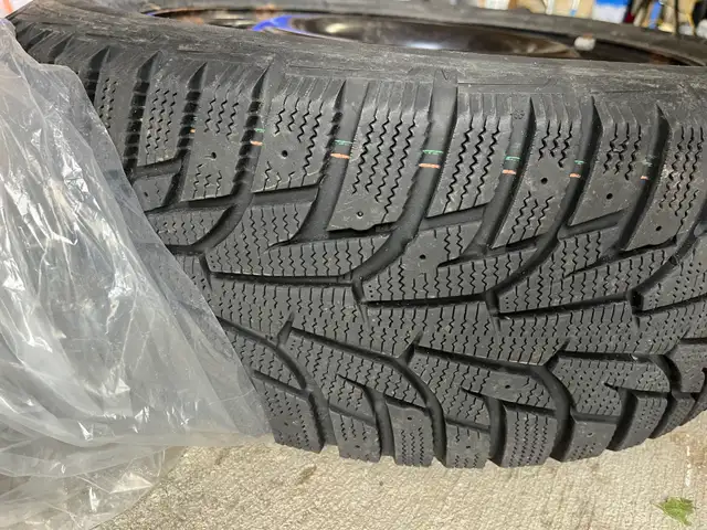 Hankook Winter Tires with rim 225/55R17 in Tires & Rims in Kitchener / Waterloo - Image 7