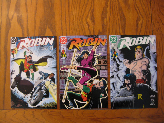 Robin - Full Run Set High Grade #1 , 2, 3, 4, 5 in Comics & Graphic Novels in Hamilton - Image 3