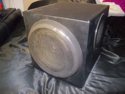 Logitech Z906 Bass Speaker (No integrated amp / Modified), View more