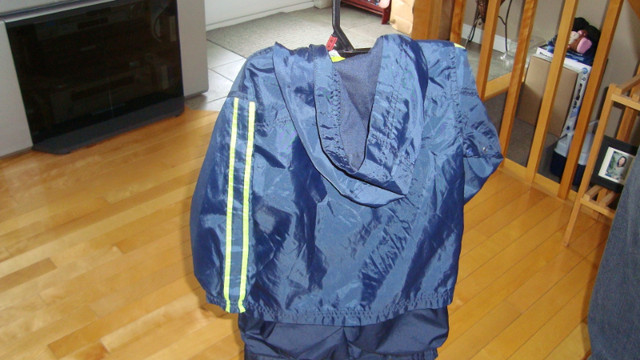 manteau et pantalon de printemps dans Vêtements - 2T  à Sherbrooke - Image 2